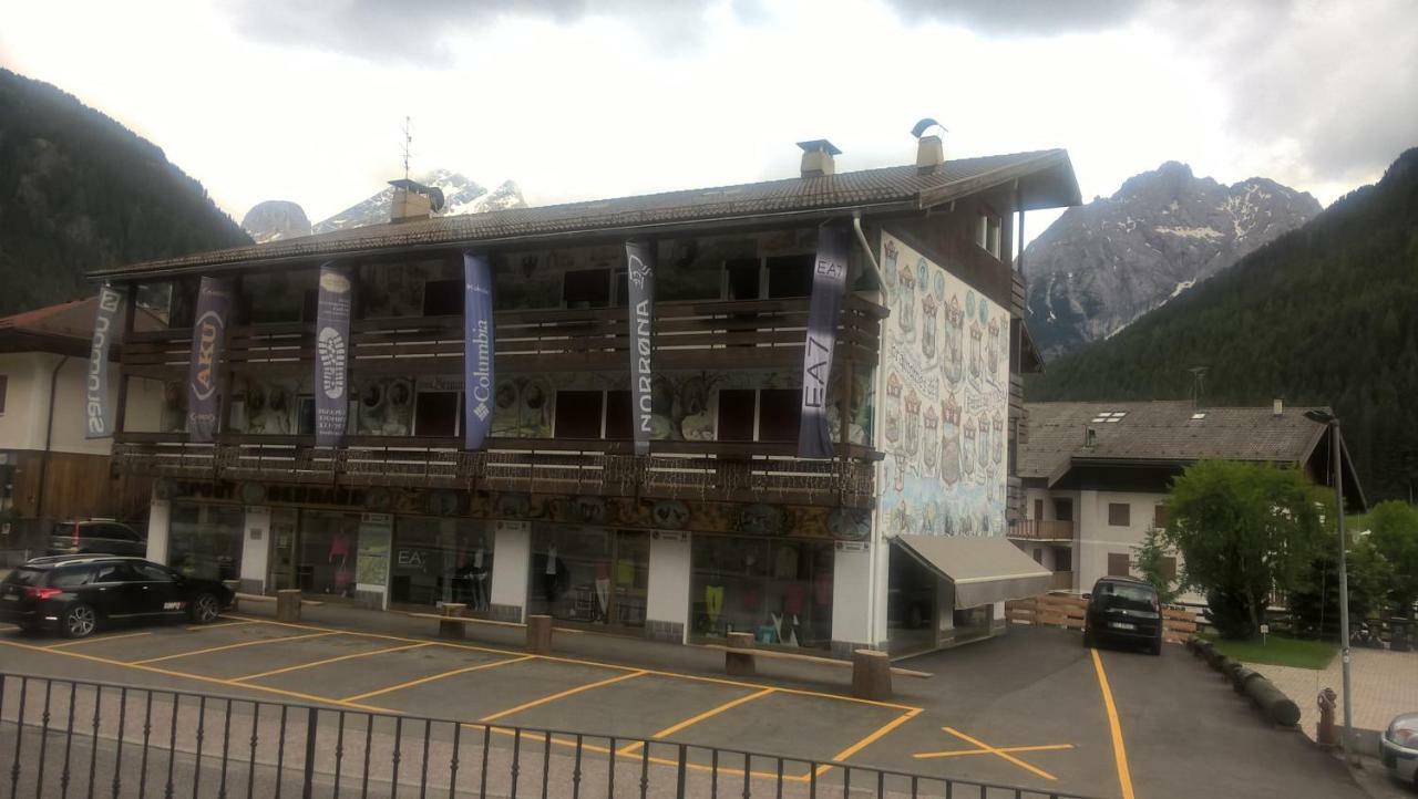 Appartamenti Bernard Sas Канацеи Экстерьер фото